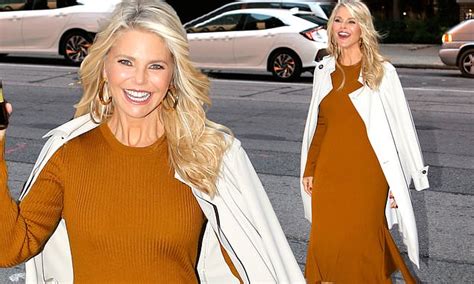 Christie Brinkley 64 Looks Impossibly Youthful With Tiny Waistline As She Pulls Off A Daring