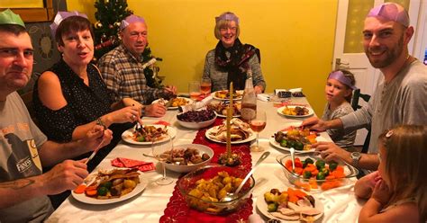 A traditional christmas dinner consists of stuffed turkey, ь mashed potatoes, cranberry sauce and a. Thrifty mum reveals her £3.60-a-head Christmas dinner ...