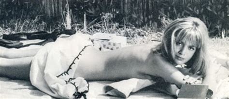 She is the daughter of belgian screenwriter charles spaak. Actrices del cine europeo de los 60 a los 80: Catherine Spaak