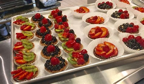 Thai house is a popular thai eatery located in the heart of columbus downtown. Fruit tartlettes @ My Boulange, Columbus GA | Tartlettes ...