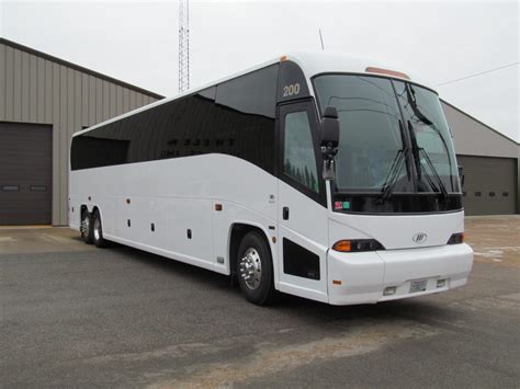 For Sale 2006 Mci J 4500 Luxury Motor Coach — Thielen Coaches