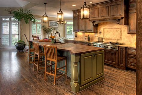 Maple kitchen cabinets take a variety of stains and give any traditional or modern kitchen a sophisticated and inviting feel. 22 Best Grey Hardwood Floors with Maple Cabinets | Unique Flooring Ideas