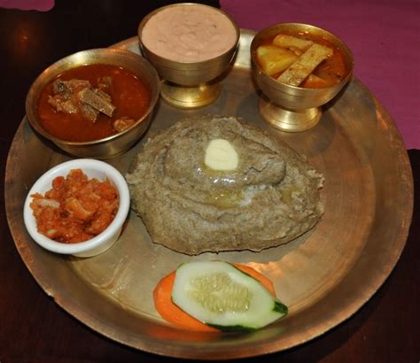 Azizlar yangi klipimizni to'liq xolda korishingiz mumkun. Phapar Ko Dhendo | Food, Savoury food, Tasty dishes