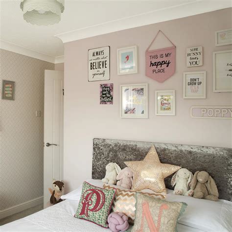 The wall in the room can be painted in soft pink. Girls bedroom ideas for every child - from pink-loving ...