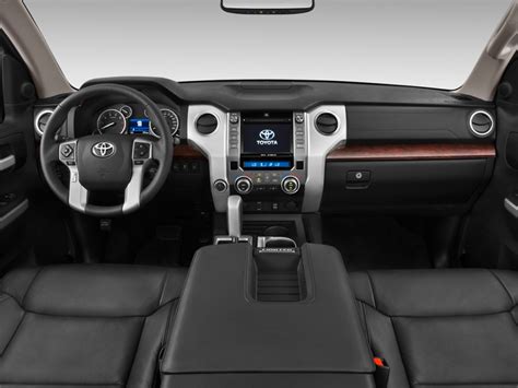 2014 Toyota Tundra Dashboard