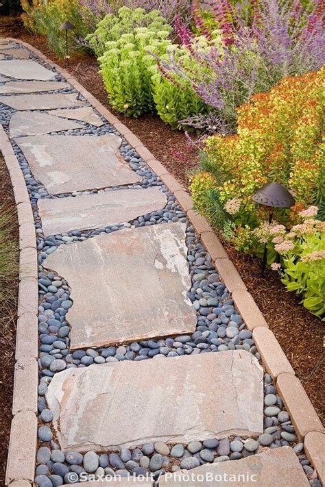 27 Easy And Cheap Walkway Ideas For Your Garden