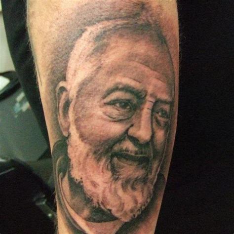 Il tatuaggio di padre pio quindi è una chiara manifestazione d'amore verso il cristianesimo. Arm Realistic Padre Pio Tattoo by Tattoo Zoo
