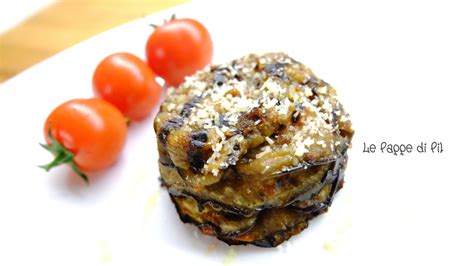 Oggi ho pensato di cucinare un tortino di melanzane molto gustoso per pranzo. TORTINO DI MELANZANE AL FORNO | Le pappe di Pil