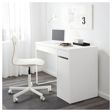 If you're considering an ikea desk, check out these 25 interesting and important ikea desk it looks better too with it's minimalist white top and metalic legs. IKEA MICKE White Desk | Micke desk, White desks, Ikea micke