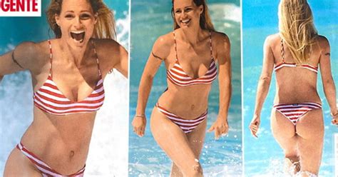 Michelle Hunziker Lato B Da Urlo E Fisico Mozzafiato Ecco Come Stata Paparazzata Al Mare