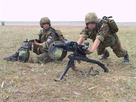Check spelling or type a new query. AGS-17 30mm Grenade Launcher 현대전 중화기::짱공유-밀리터리