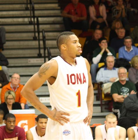 Iona Moves Into Maac Lead With Wins Over Rider And Marist News Scores Highlights Stats And