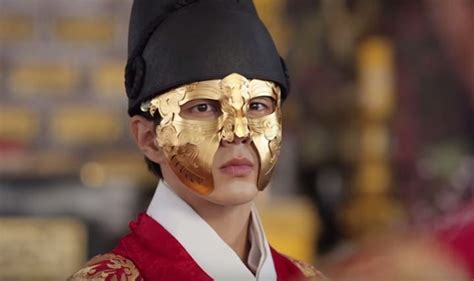 In the 1700's, crown prince lee sun fights against pyunsoo hwe. 'Ruler: Master Of The Mask' Updates: Yoo Seung Ho Starrer ...