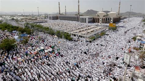 6:39am on oct 14, 2013. Hajj 2019 Whatsapp SratusArafat. Maidan Hajj 2017 live ...