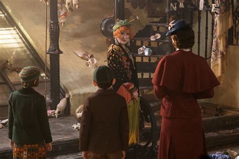 mary poppins returns review a fading echo of the original collider