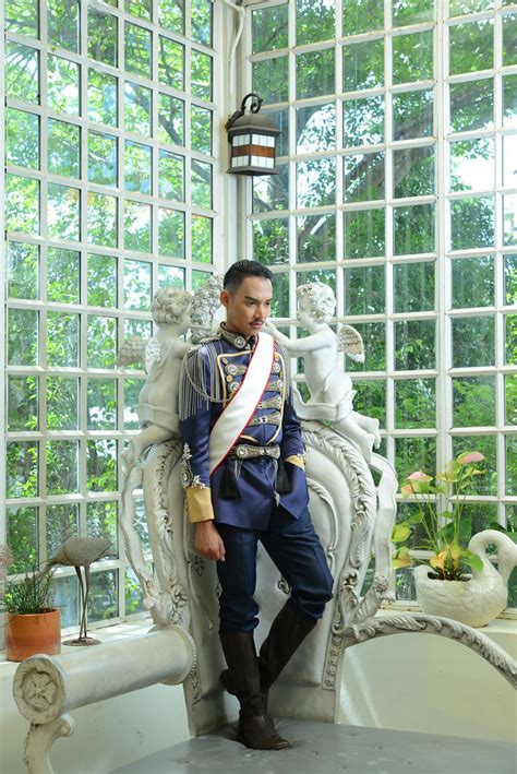 Hael husaini, ezra kong label: Lagu HAJAT Hael Husaini Trending di Youtube Malaysia ...