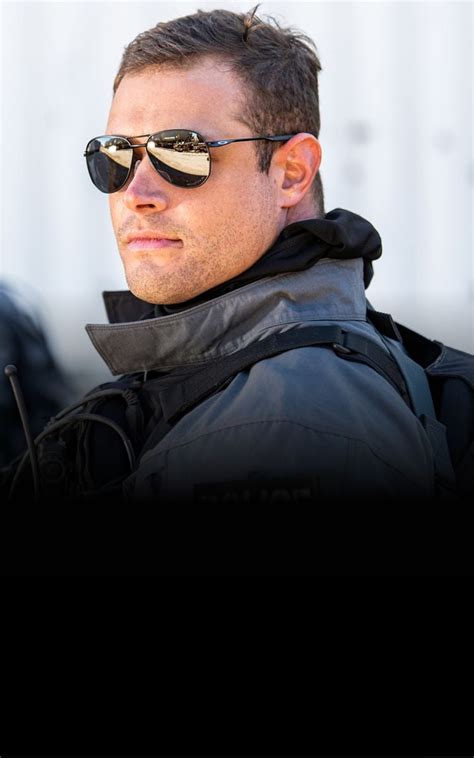 oakley® military and government official oakley standard issue ca