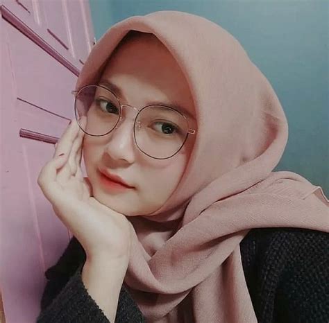 Hijab Cantik Indonesia Pose Gadis Fotografi Potret Wanita Hijab Chic