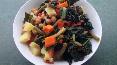 Each roll packs a punch with fiber, protein, and monounsaturated fat. Easy Vegan Soup Recipe (Low fat) - Recipe Flow