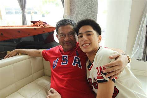 วัน อยู่บำรุง ฝากถึง ปารีณา หลังโพสต์กรณี วันเฉลิม วัน อยู่บำรุงตอกกลับสั้นๆ แต่ใจความชัดเจนและหนักหน่วงทีเดียว ประเด็นที่ฝากถึง ส.ส.ปารีณา. เฉลิม อยู่บำรุง ประวัติ บุรุษผู้สร้างสีสันแก่การเมืองไทย ...