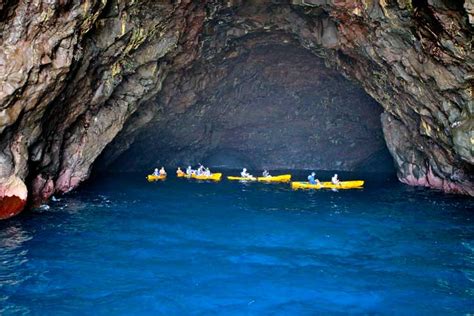 Na Pali Coast Cave In Kauai Hawaii Breathtaking Caves