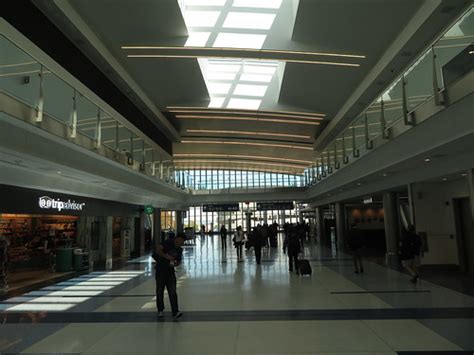 Charlotte Douglas International Airport Charlotte North Flickr