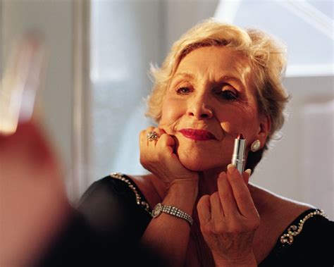How To Apply Makeup For A Year Old Makeup Tips For Older Women Makeup For Older Women How