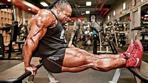 Kai Greenes Insane Arm Workout For The Ultimate Bicep Peak Fitness Volt