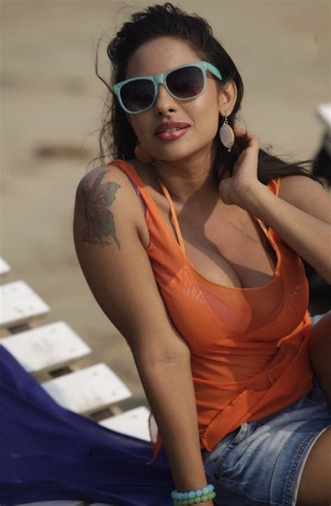 Aravind Actress Sri Lekha Hot Cleavage Actress Wallpapers Hot