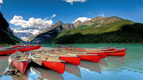 Lake Louise Is A Hamlet In Alberta Canada Banff National Park Marina