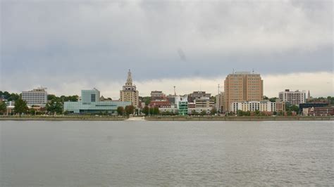 File:Davenport Skyline (2022).jpg - Wikipedia