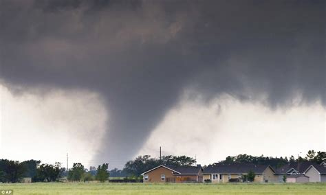 Sunday, leaving five people in the hospital, including one in critical condition, city officials said. 2018 Chicago tornado | Hypothetical Tornadoes Wiki ...