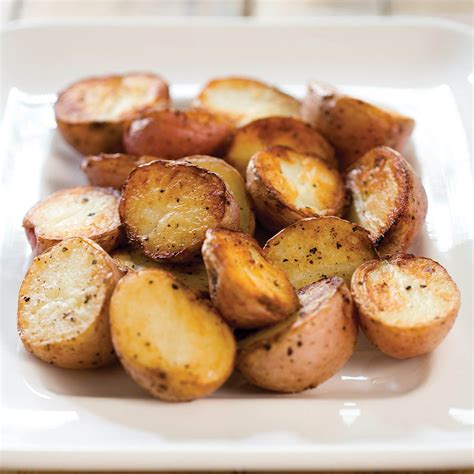 Roast Potatoes With Garlic And Rosemary Recipe Cooks Illustrated