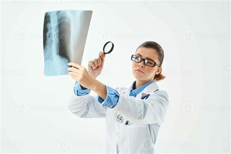 Nurse Examine X Ray Hospital Professional 22458507 Stock Photo At Vecteezy