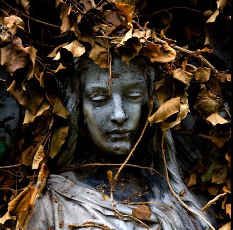 Achingly Beautiful Cemetery Sculptures 20 Photos