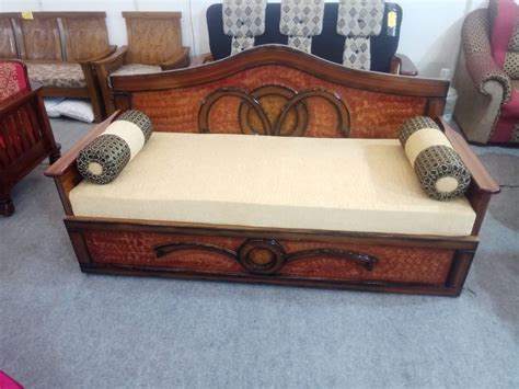 Modern Teak Wood Wooden Diwan Size 5 Ft At Rs 26500 In Chennai Id