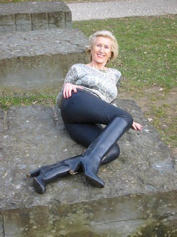 Pin By Shiny On Waders Wellies Wet Wear Sexy Leather Outfits Sexy