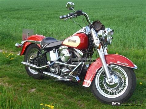 The auto editors of consumer guide. 1986 Harley Davidson heritage softail