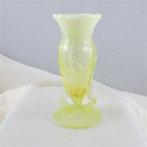 Antique Northwood Vaseline Opalescent Glass Twigs Vase Carnival Glass