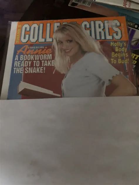 PLAYBOY MAGAZINE OCTOBER 2012 Girls Of The Big 10 The College Issue 5