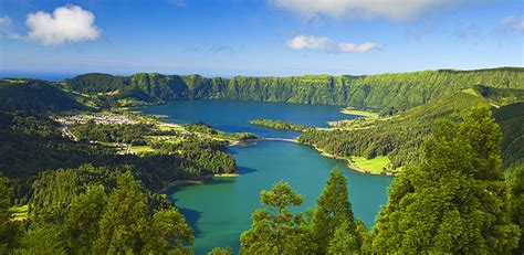As Nove Ilhas Do Arquipélago Dos Açores