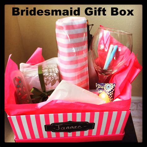 Maybe you would like to learn more about one of these? Bridesmaids Gift Box : Gift idea for your bridesmaids ...