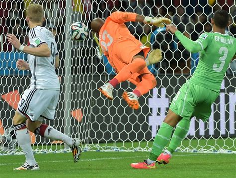 World Cup 2014 Germany Prevails Over Algeria Despite Early Scare The
