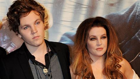 Lisa Marie Presley To Be Buried At Graceland Next To Her Beloved Son