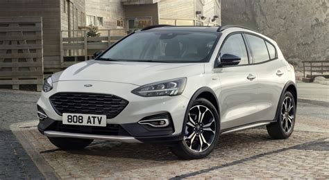 For instance, the focus is the first vehicle in its class to offer active park assist, which can actually guide and steer the car into a parking space if the driver moderates speed with the brake. Ford Focus to spawn a rugged, off-road-styled SUV