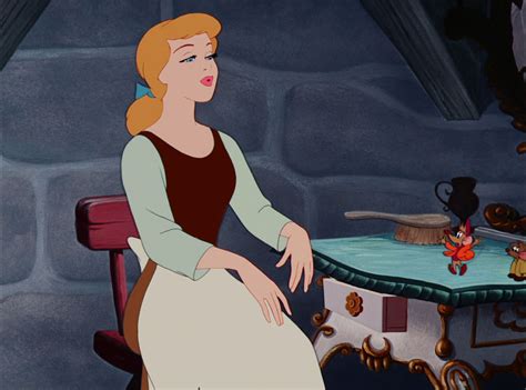 Walt disney's cinderella, based on the world's greatest fairy tale, has captivated audiences for generations with its spellbinding story, memorable music, spectacular animation, and unforgettable characters. Cinderella (1950) (met afbeeldingen) | 1950's