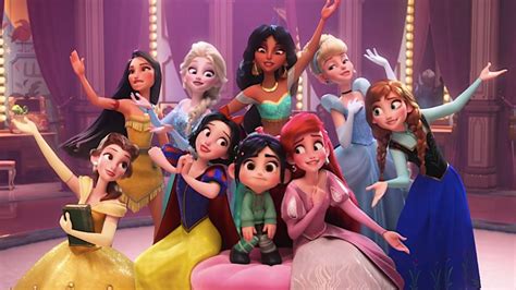 6 Disney Group Costumes For Your Whole Squad That Are A Dream Come True