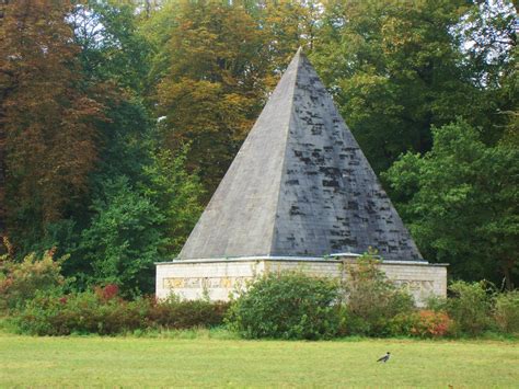 Neuer garten is located in potsdam. Potsdam - Neuer Garten - Pyramid Eiskeller | Ice House ...