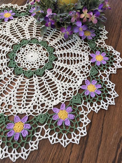Crochet Doily Made To Order Circle Of Daisies Doily 16 Inches Round