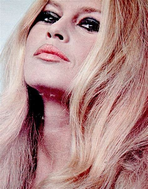 Brigitte Bardot Photographed By Sam Levin 1967 Brigitte Bardot Brigitte Bardot